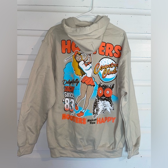 Hooters Jackets & Blazers - NWOT Hooters Country Club Golf Hoodie